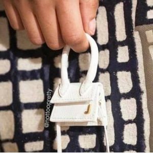 Meet your Posher, Kinate